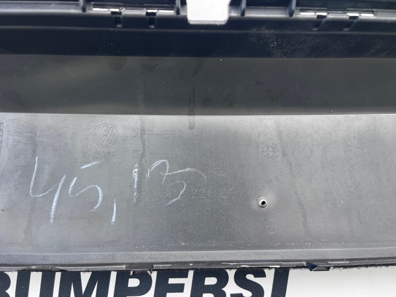 VW Passat Sel Evo B8 Lift 2020-2024 Front Bumper 6 Pdc No Jets Genuine [v429]