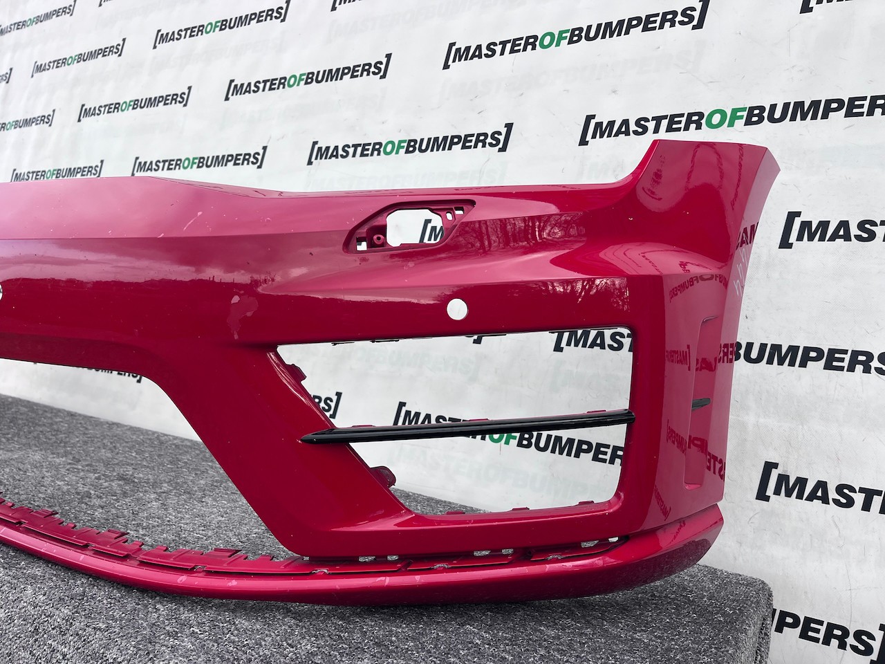VW Golf R Mk7 Hatchback Estate 2013-2016 Front Bumper 4 Pdc Genuine [v444]