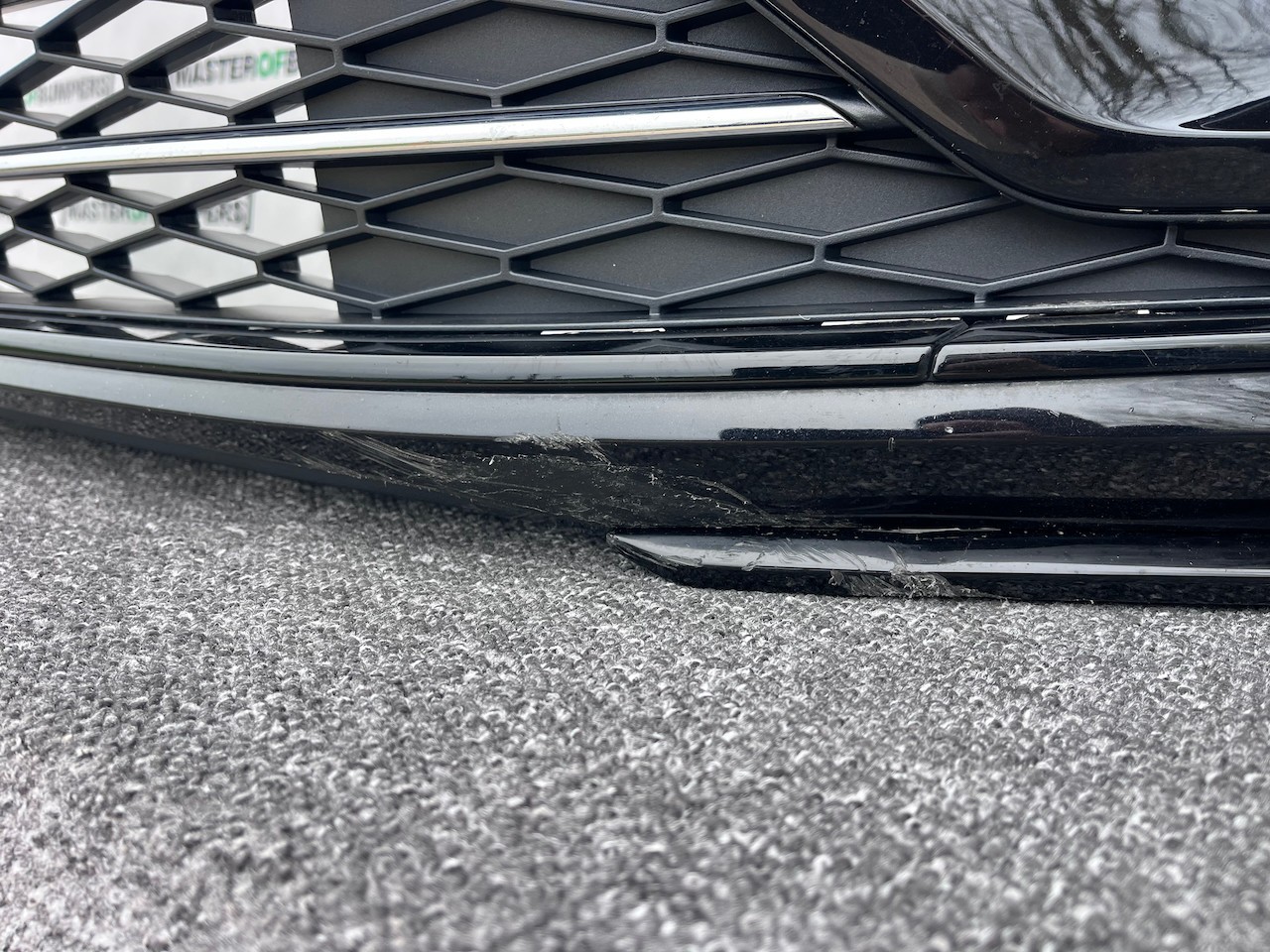 VW Touran R Line Evo Mpv Mk3 2017-2022 Front Bumper 4 Pdc + Jets Genuine [v500]