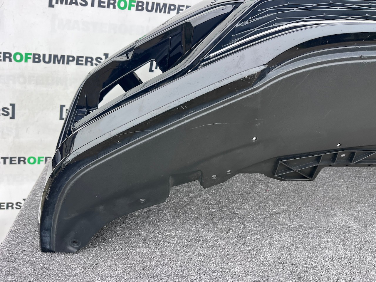 VW Touran R Line Evo Mpv Mk3 2017-2022 Front Bumper 4 Pdc + Jets Genuine [v500]