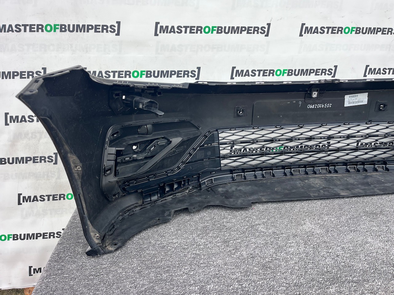 VW Touran R Line Evo Mpv Mk3 2017-2022 Front Bumper 4 Pdc + Jets Genuine [v500]