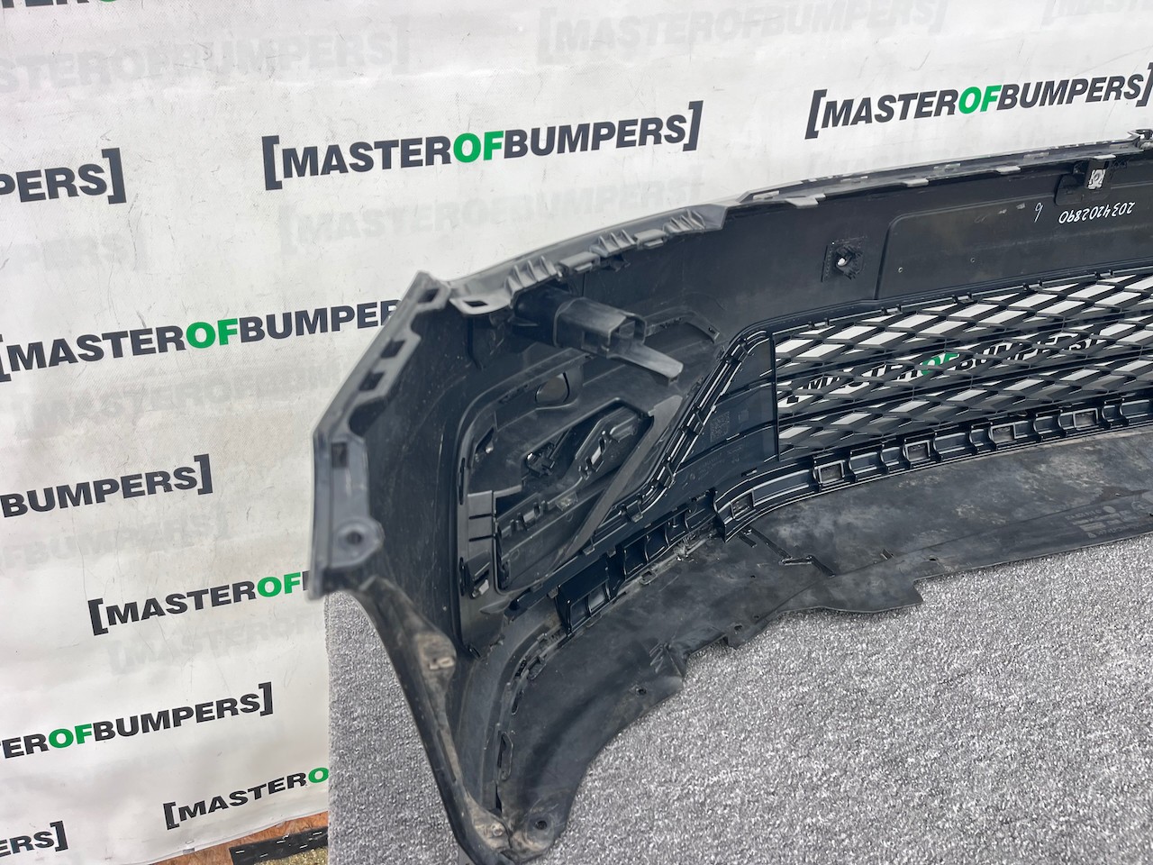 VW Touran R Line Evo Mpv Mk3 2017-2022 Front Bumper 4 Pdc + Jets Genuine [v500]