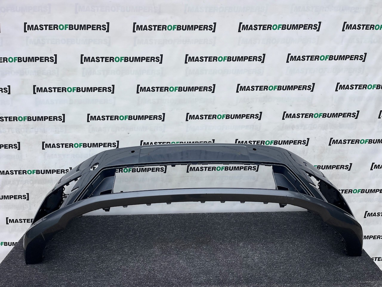 VW Caddy Life Short And Max 2015-2019 Front Bumper 6 Pdc No Jets Genuine [v532]