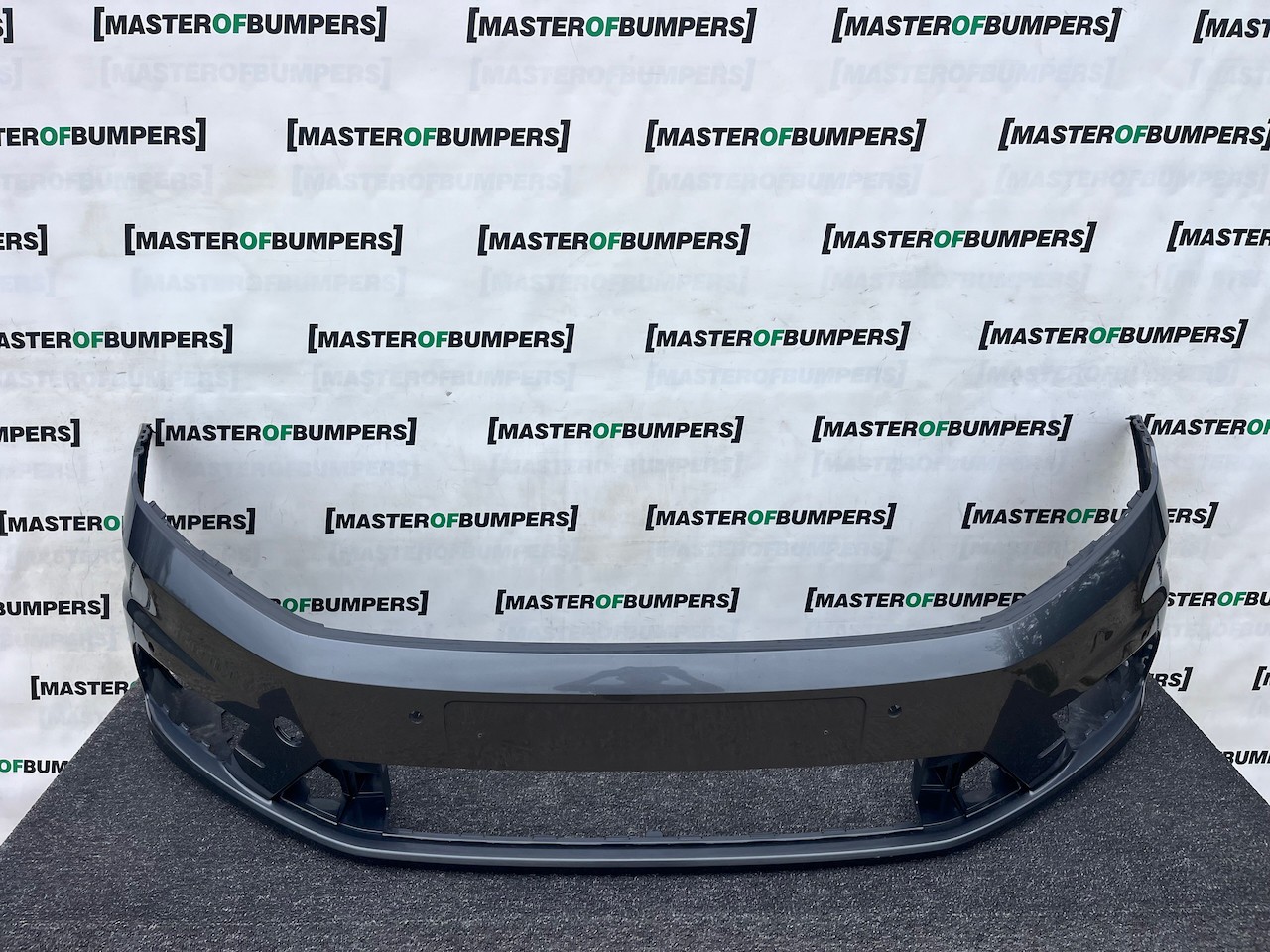 VW Caddy Life Short And Max 2015-2019 Front Bumper 6 Pdc No Jets Genuine [v532]