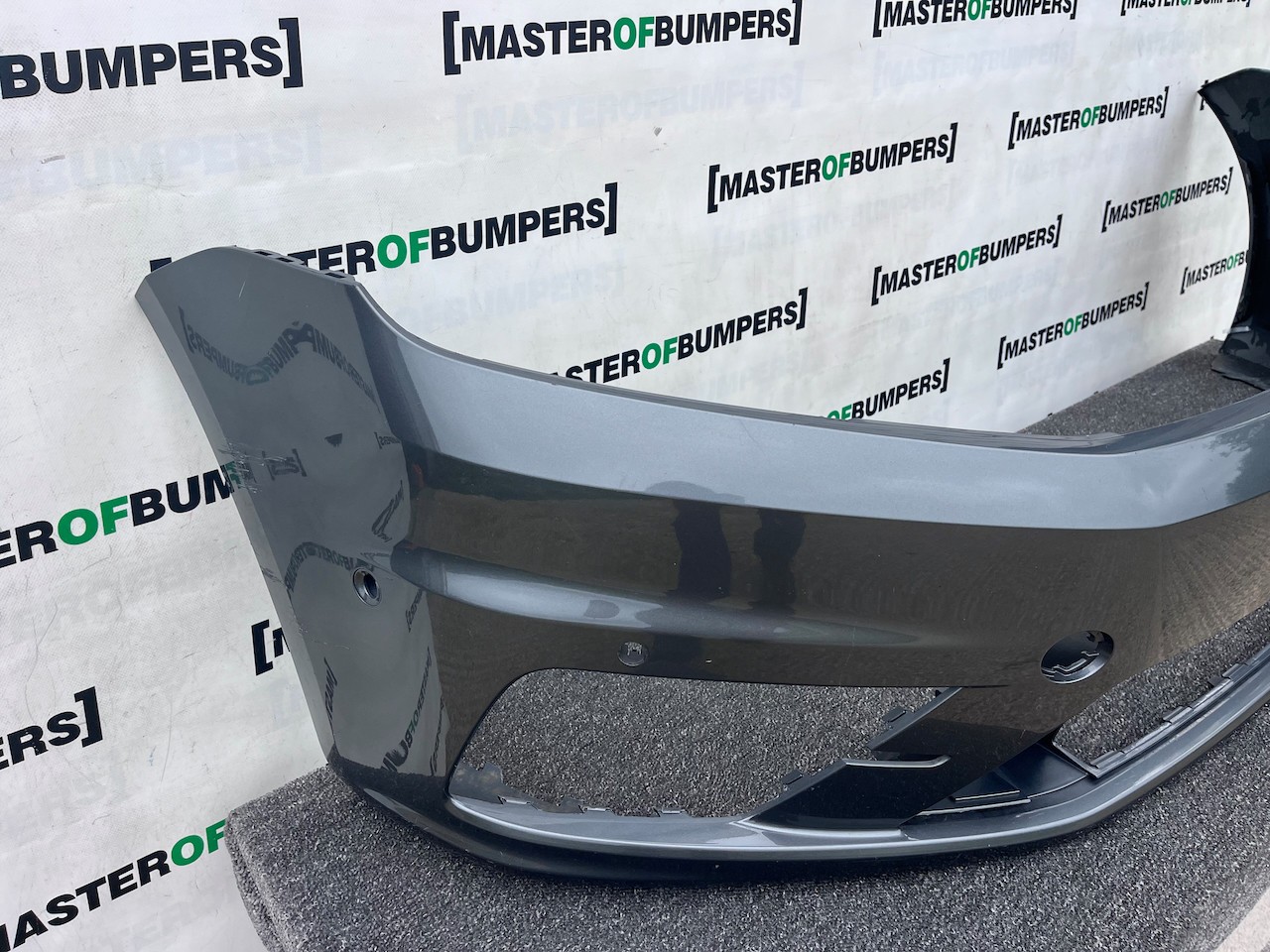 VW Caddy Life Short And Max 2015-2019 Front Bumper 6 Pdc No Jets Genuine [v532]