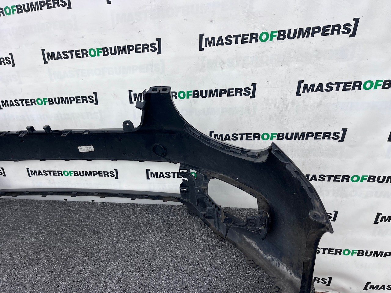 VW Beetle Classic Hatch Cabrio 2012-2016 Front Bumper No Pdc Genuine [v533]