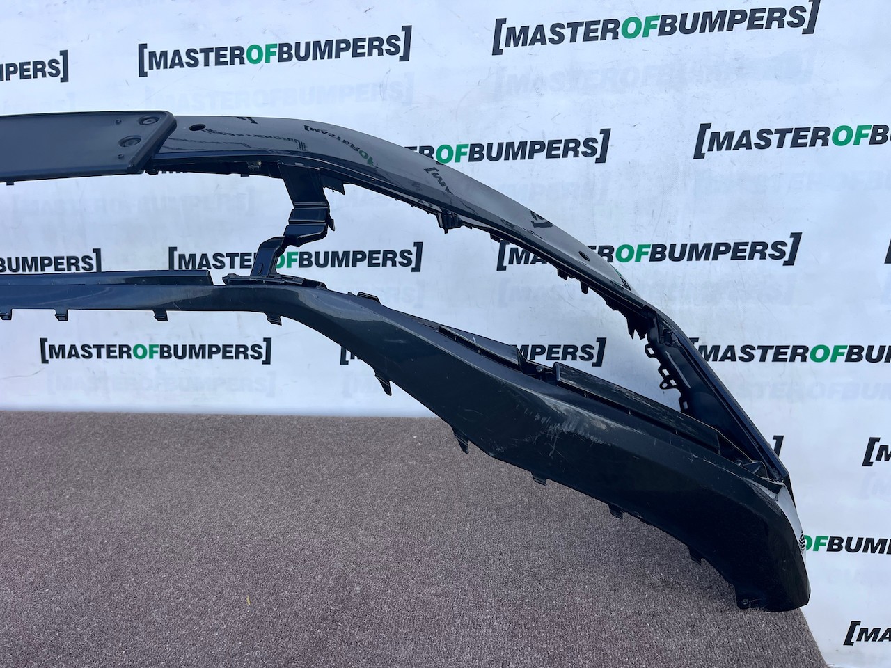 VW Passat Gte R-line B8 Lift Saloon 2020-2024 Front Bumper 4 Pdc Genuine [v659]